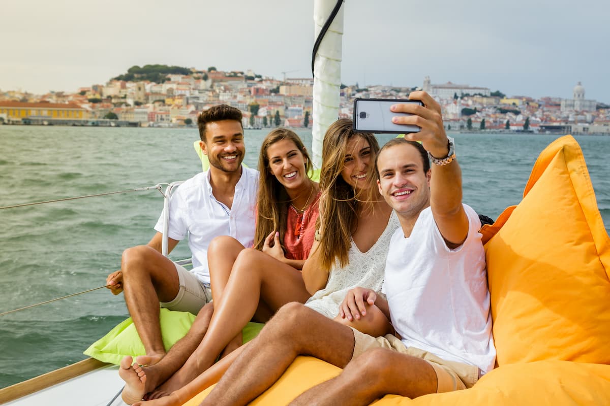 golfo di napoli in barca a vela